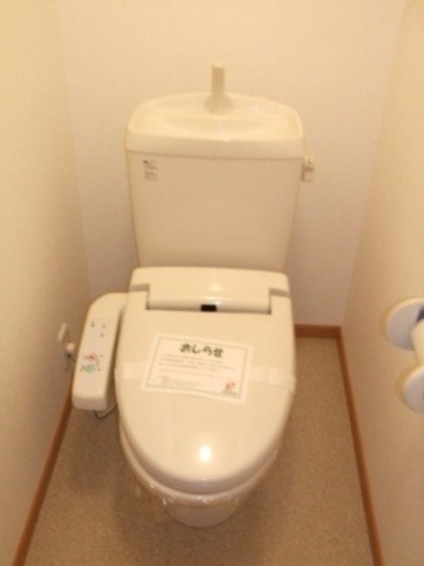 トイレ　図面と現状に相違がある場合には現状を優先