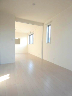その他部屋・スペース　落ち着いて過ごせるお部屋なので、寝室にいかがでしょうか