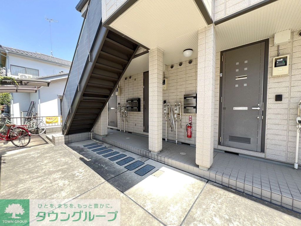 エントランス　エントランス