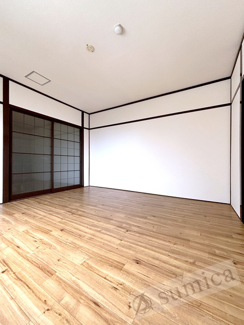 その他部屋・スペース　ホワイトベースで明るい内装♪