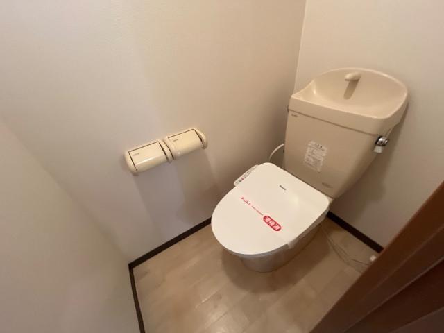 トイレ　シャワー付トイレ