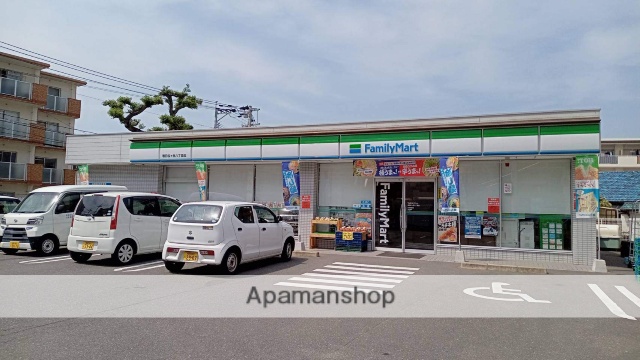 コンビニ　ファミリーマート春日桜ヶ丘八丁目店（コンビニ）まで313m