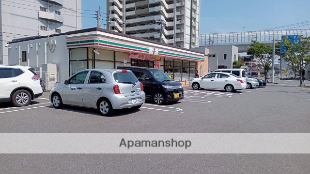 コンビニ　セブン－イレブン福岡井尻３丁目店（コンビニ）まで433m
