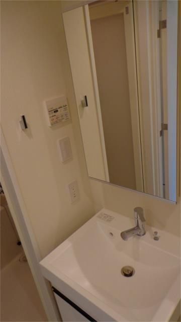 洗面設備　※別部屋参考写真となります。