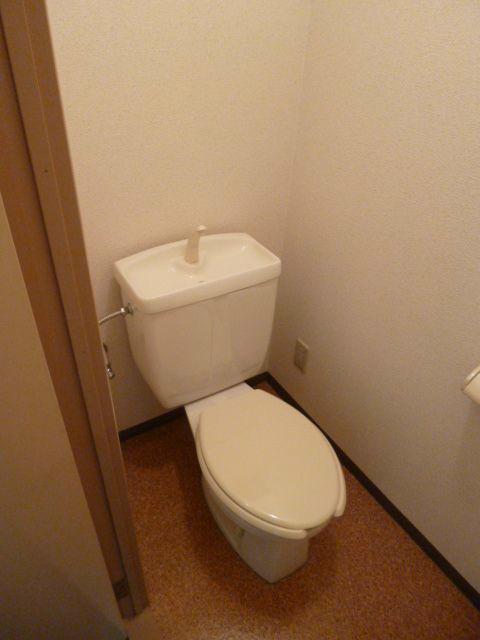 トイレ　清潔感のあるトイレです。