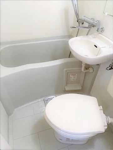 バス・シャワールーム　参考写真（同物件別部屋）