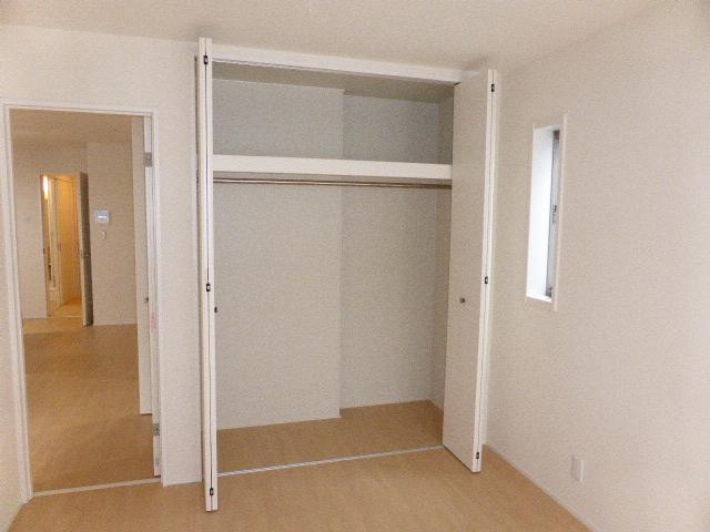収納　ラシーネ高砂