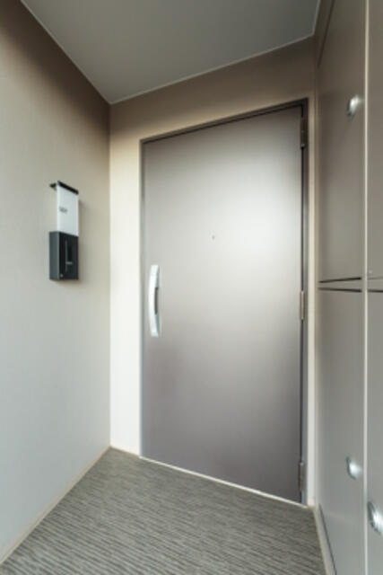 玄関　※写真は同タイプ住戸です。