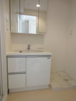 洗面設備　別タイプのお部屋の為、イメージになります。