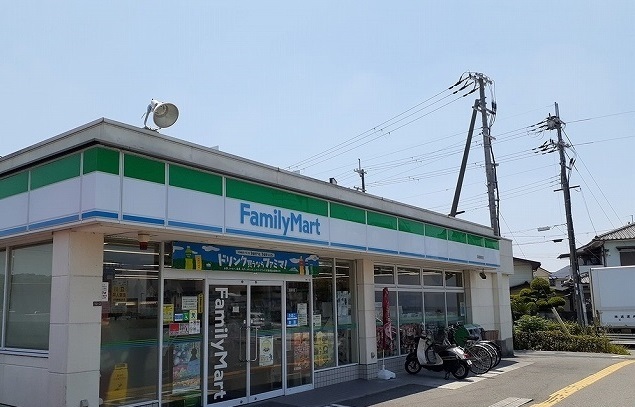 コンビニ　ファミリーマート高槻浦堂店様（コンビニ）まで140m