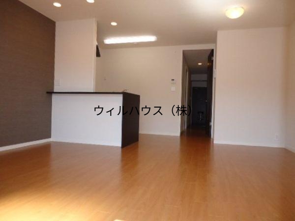 居室・リビング　広いリビングで使いやすい！