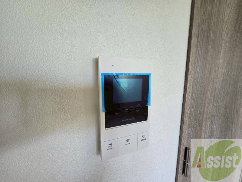セキュリティ　ＴＶモニター付インターホンです。来客者の顔が見えるので安心！