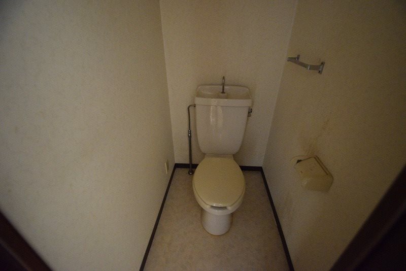 トイレ　別部屋参考