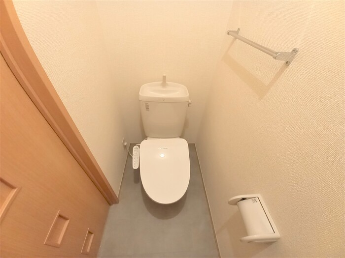 トイレ　同建物別号室