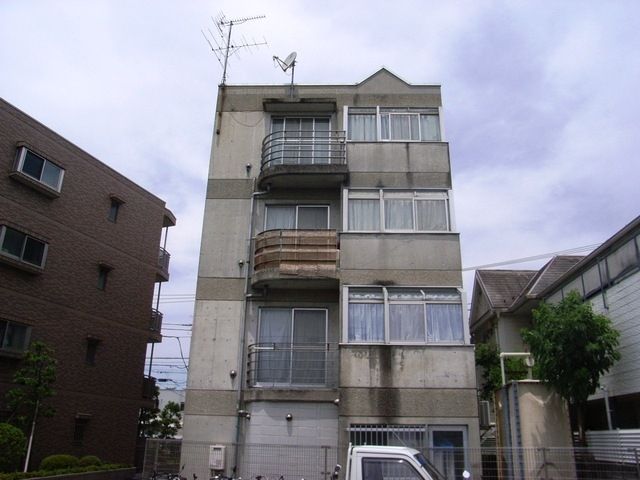 エントランス　★エントランスです★