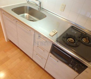 キッチン　※別部屋参考写真※現況優先です