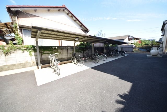その他共有部分　駐輪場♪