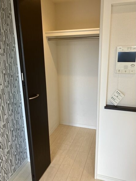 収納　※写真は同じマンションの違う部屋のものになります。