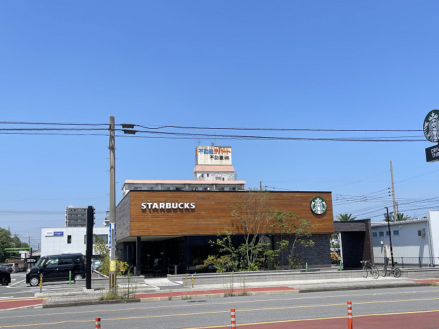 飲食店　スターバックス コーヒー 大分高城店（飲食店）まで370m