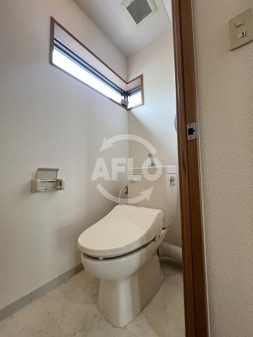 トイレ　KHKコート西野田　トイレ