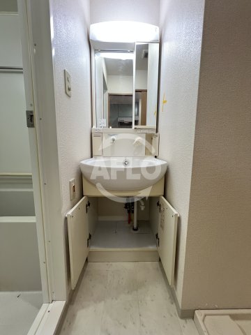 洗面設備　KHKコート西野田　独立洗面台