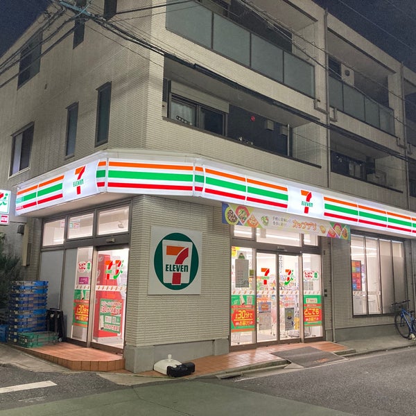 コンビニ　セブンイレブン 下高井戸駅北口店（コンビニ）まで780m