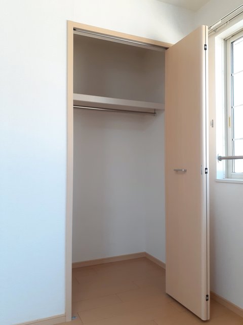 収納　図面と現状に相違がある場合には現状を優先