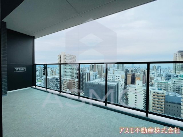 バルコニー　同マンション別部屋　参考写真