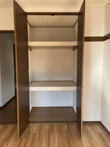 収納　洋室に収納ございます！