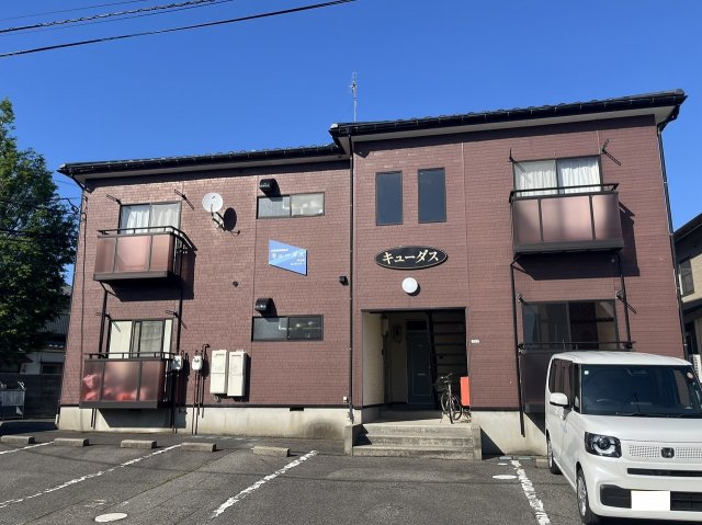 建物外観　2階建のアパート！