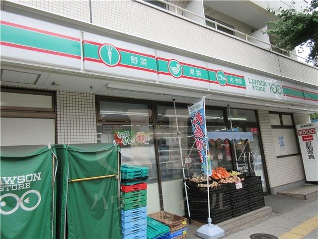 コンビニ　ローソンストア100 小豆沢一丁目店（コンビニ）まで421m
