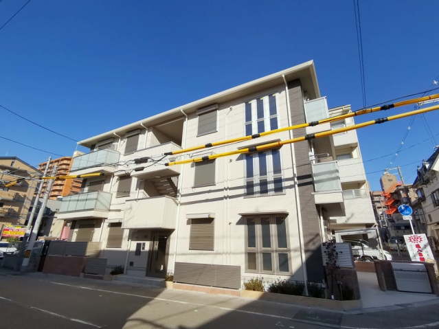 建物外観　南向きで日当り良好