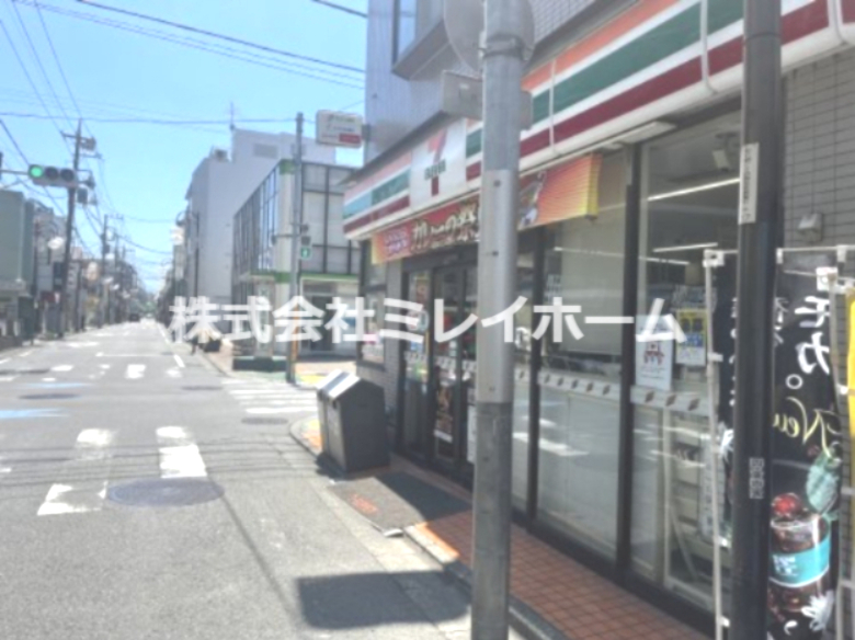 コンビニ　セブンイレブン 大田区仲六郷店（コンビニ）まで205m