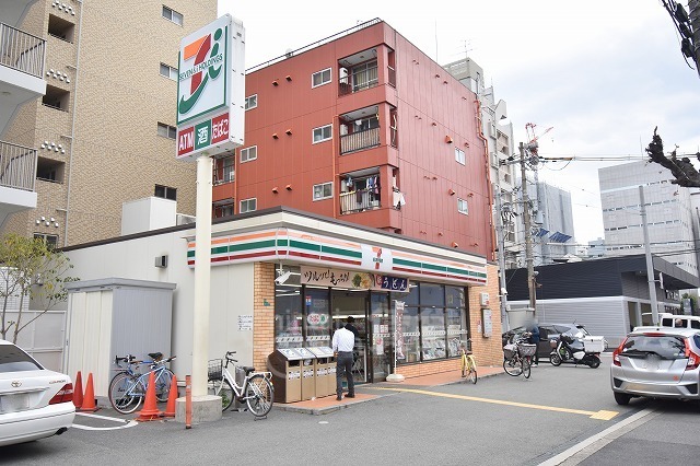 コンビニ　セブンイレブン　大阪木川西4丁目店（コンビニ）まで28m