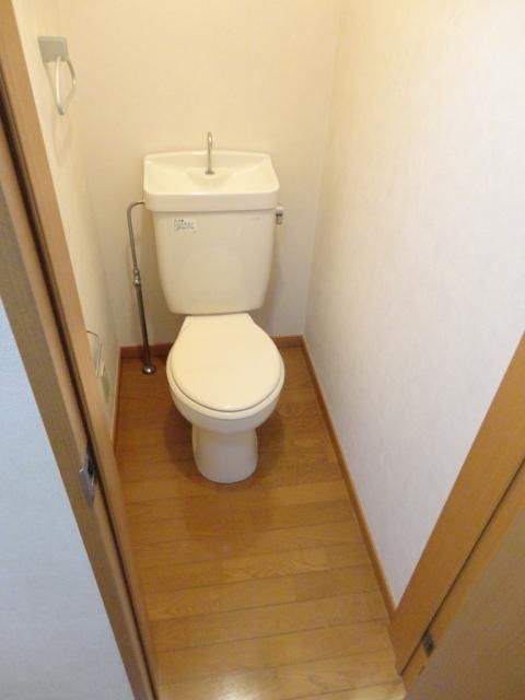 トイレ　バストイレ別