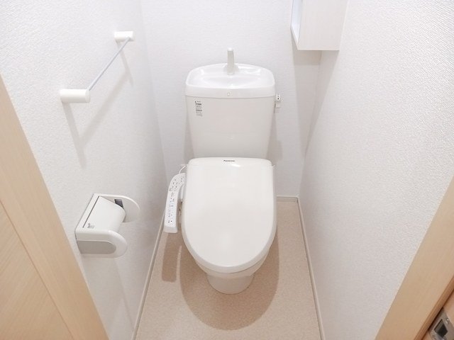 トイレ　トイレもきれいです