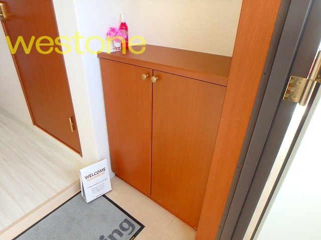 収納　シューズボックス付き