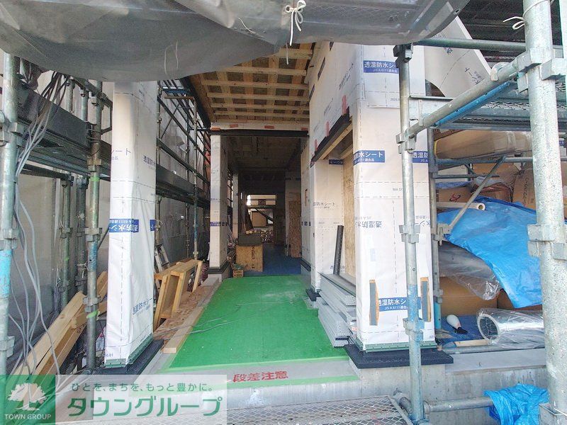 エントランス　バルコニー