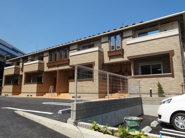 建物外観　メゾン ラ・フレーズ（GoodHome）