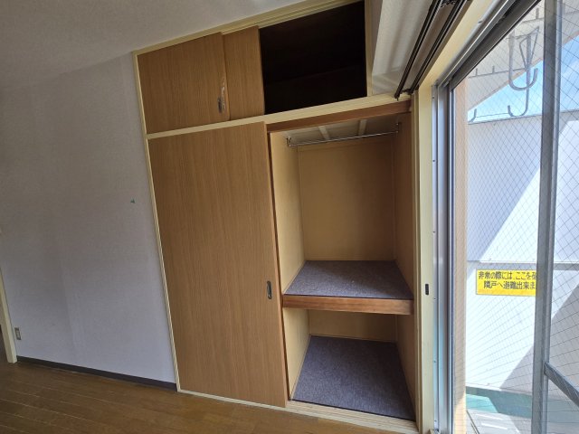 収納　浅井ビル