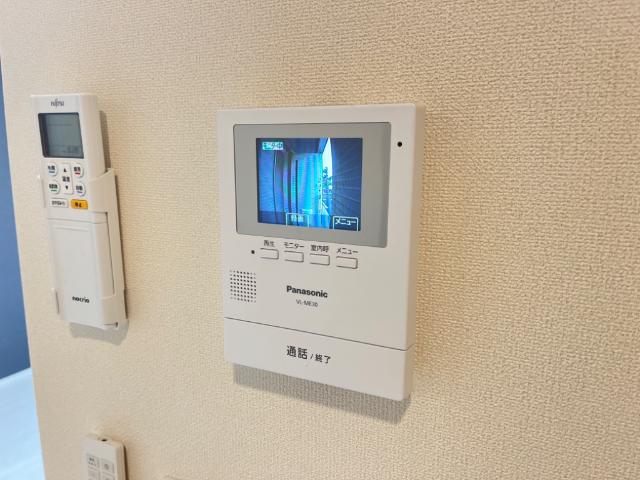 セキュリティ　カメラ付インターホン（イメージ）
