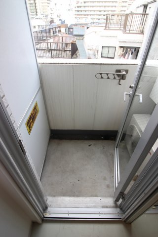 バルコニー　（別タイプ参考写真）グラントゥルース東十条　北区東十条1