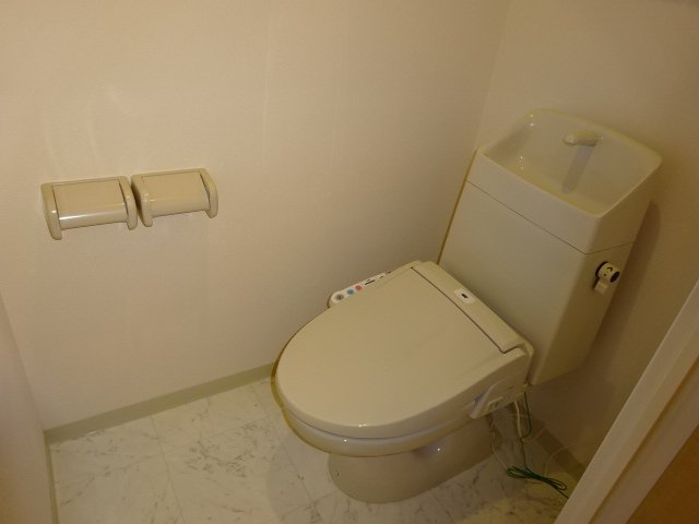 トイレ　シャワー付トイレ