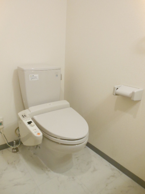トイレ　シンプルで使いやすいトイレです