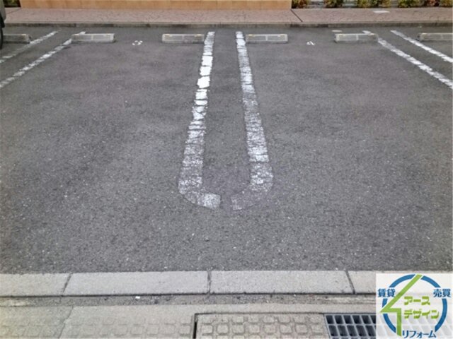 駐車場　※パース写真