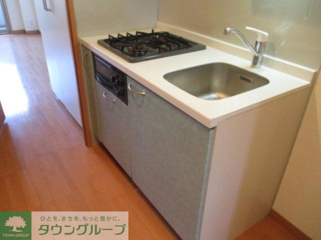 キッチン　システムキッチン（2口ガスコンロ・グリル付）