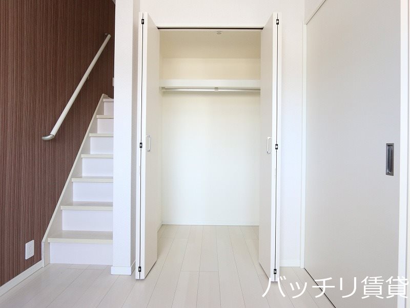 収納　同型タイプの為、現状を優先致します。