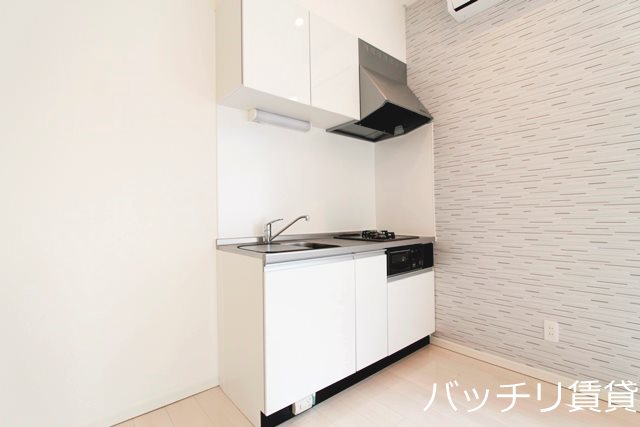 キッチン　画像は同型タイプの為、現状を優先致します。