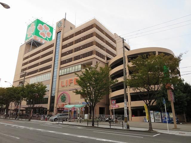 スーパー　ライフ今里店（スーパー）まで617m
