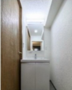 洗面設備　※同仕様写真含む